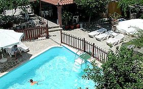 Voula Apartments